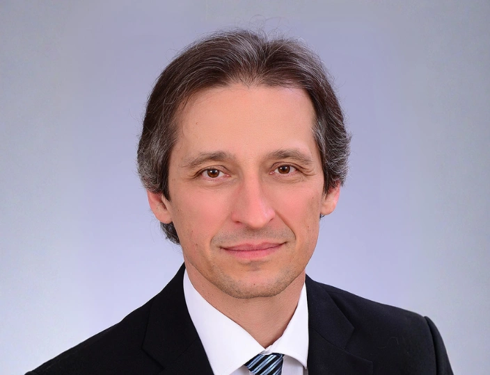 Dr. Hári-Kovács András