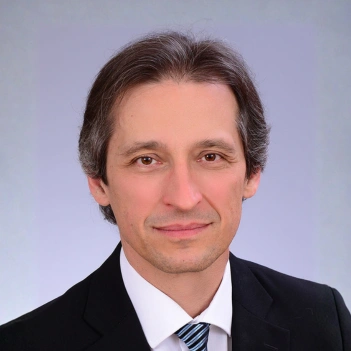 Dr. Hári-Kovács András